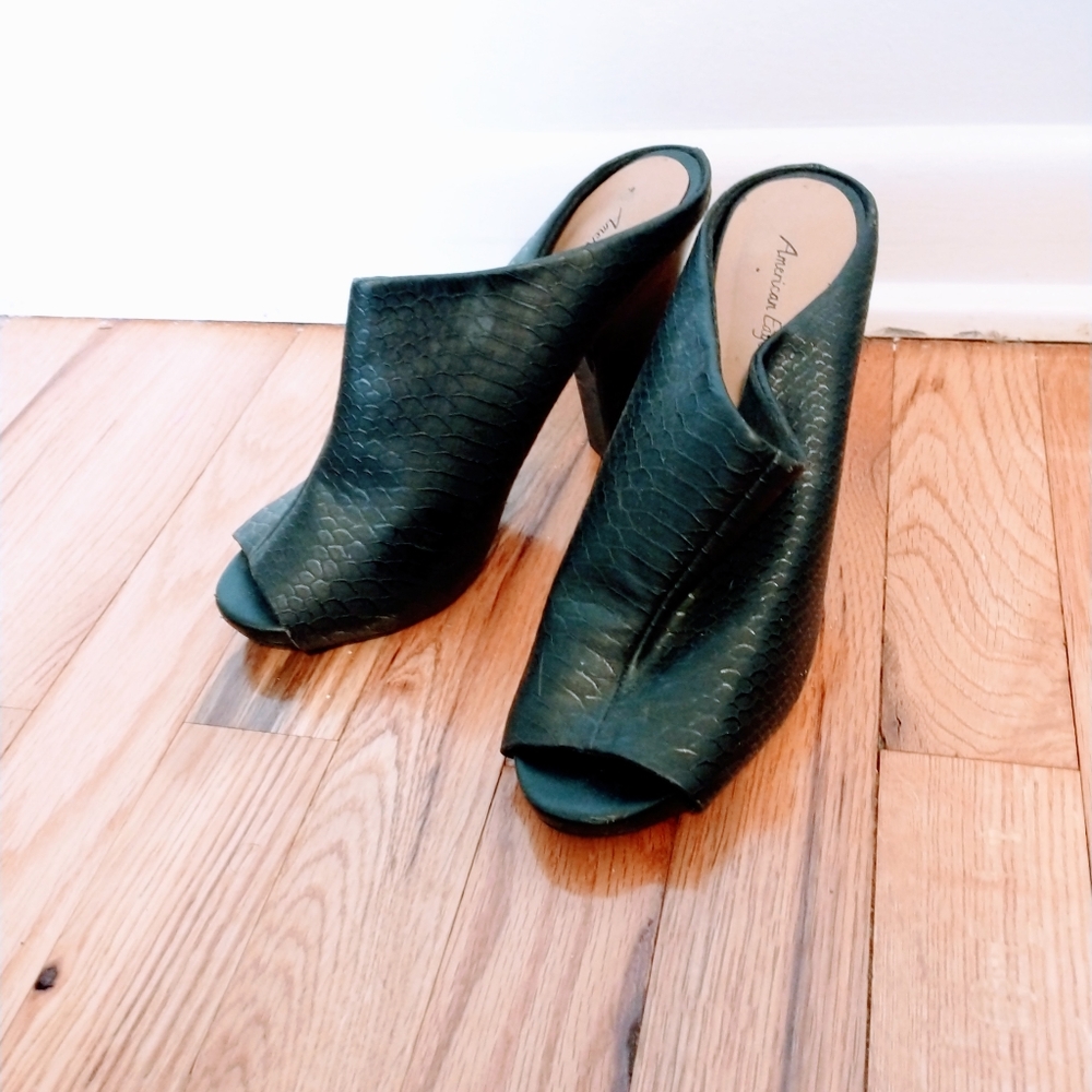 American eagle faux leather heeled sandal mules.  Size 7.5. Mild wear shown